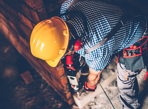 Isolation acoustique pour engins de chantier et dans l’industrie de la construction d’appareils électriques Les équipements de construction génèrent du bruit – l’insonorisation garantit la tranquillité.