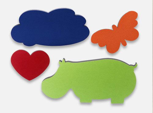 Absorbeur de bruit à motif ludique aixFOAM Absorbeurs de bruit avec des formes d’hippopotames, de nuages, de cœurs et de papillons comme isolation phonique dans des écoles et des crèches.