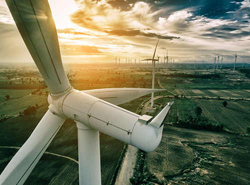 Isolation acoustique d’une éolienne Une éolienne génère non seulement de l’électricité, mais aussi du bruit. Il est donc utile de l’insonoriser, même après son installation.
