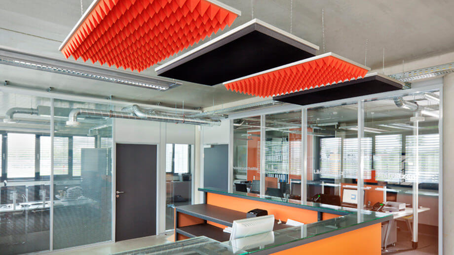 Absorbants acoustiques GIZA et FELT pour l'isolation acoustique des bureaux.