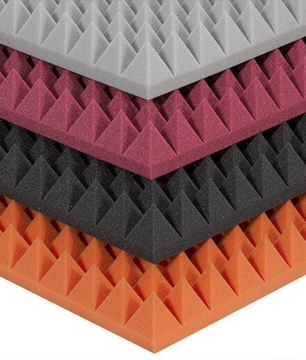 La mousse pyramidale aixFOAM comme protection contre le bruit dans un jardin d'enfants