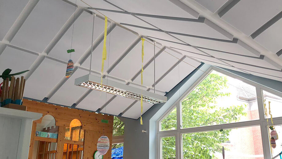 Absorbants acoustiques plats avec une protection contre le feu de la classe DIN4102 B1