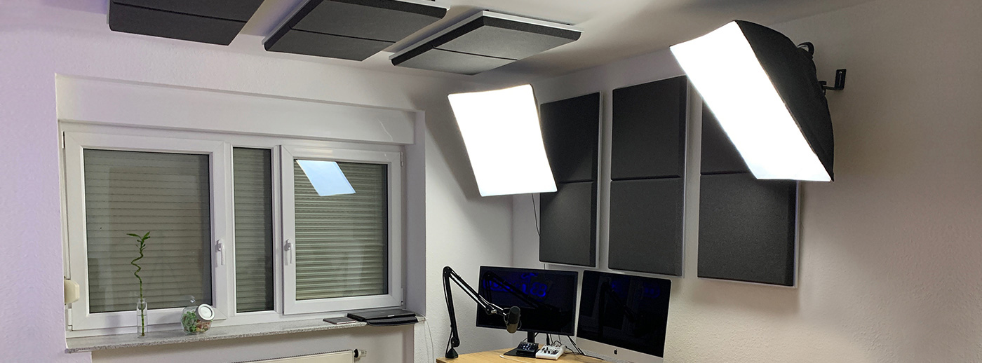 SMOOD square sound absorbers on the wall and ceiling of a recording studio